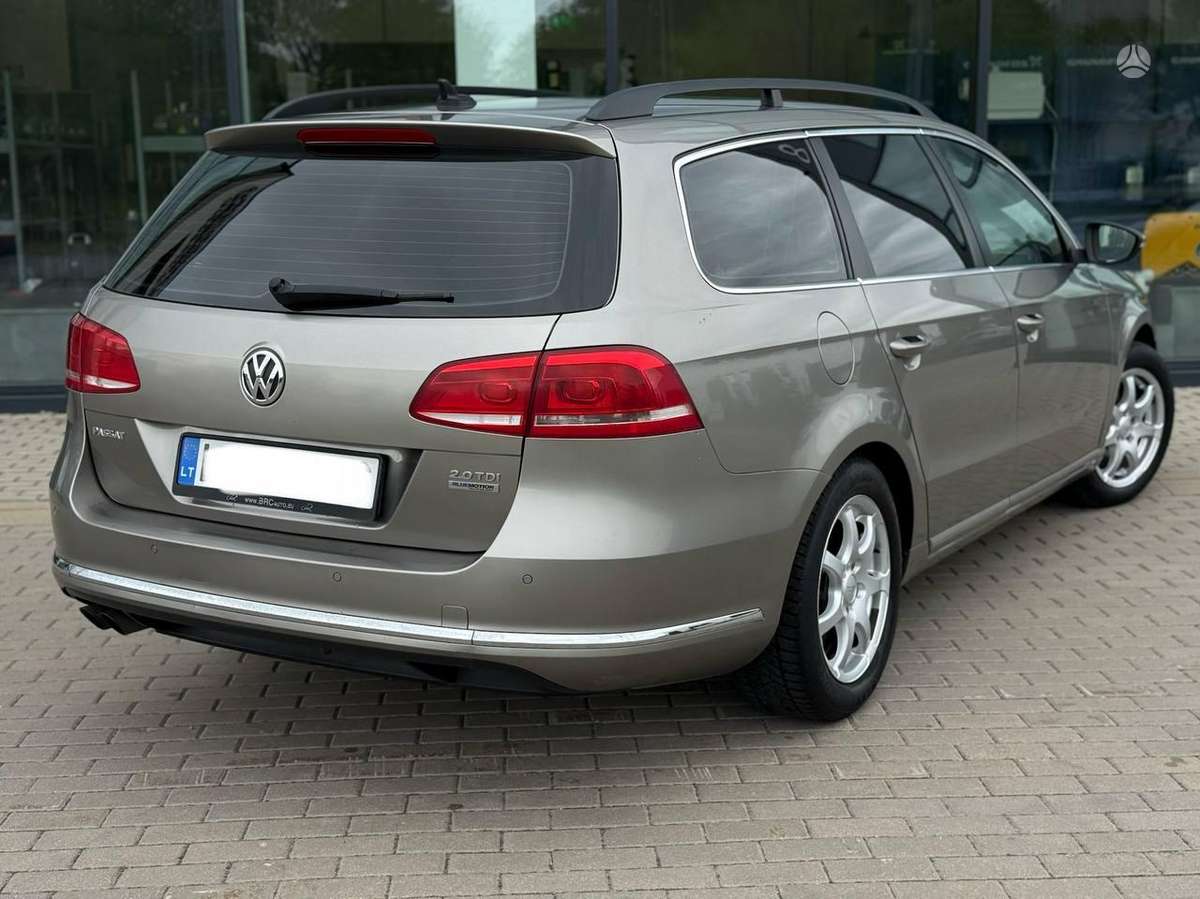 Volkswagen Passat, 2.0 l., Универсал