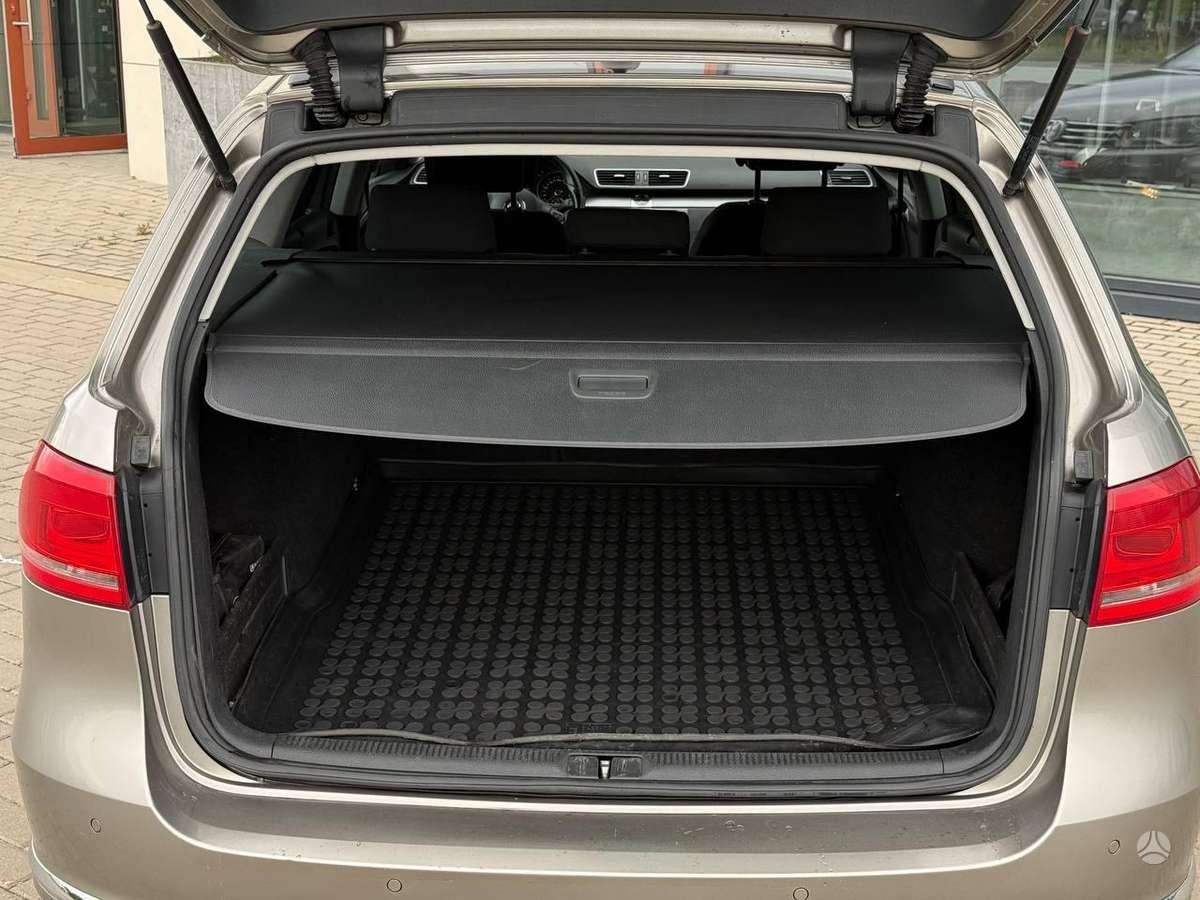 Volkswagen Passat, 2.0 l., Универсал