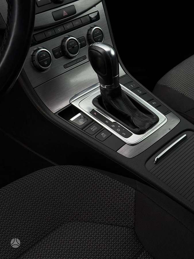 Volkswagen Passat, 2.0 l., Универсал