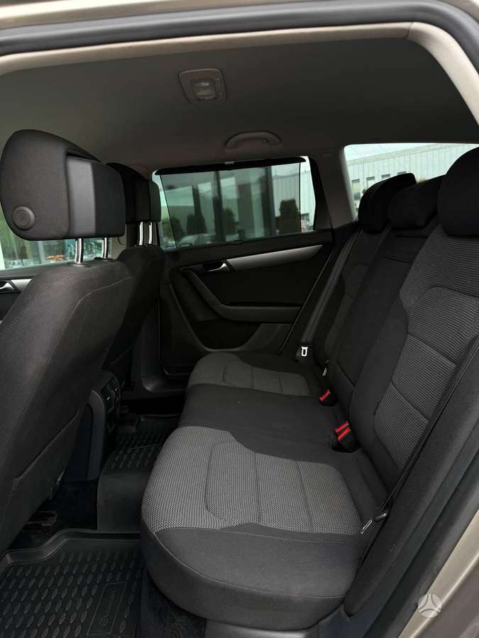 Volkswagen Passat, 2.0 l., Универсал