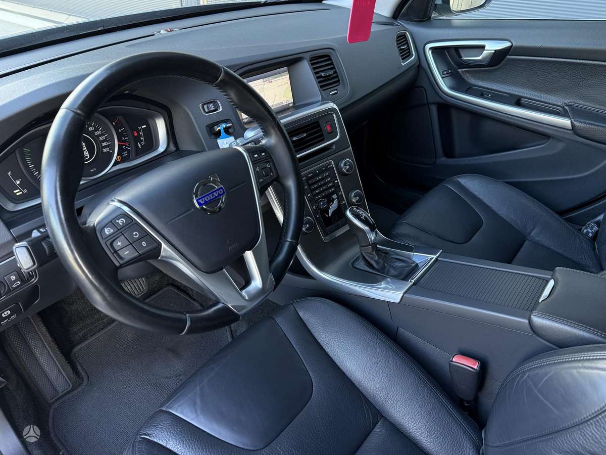 Volvo V60, 2.4 l., wagon