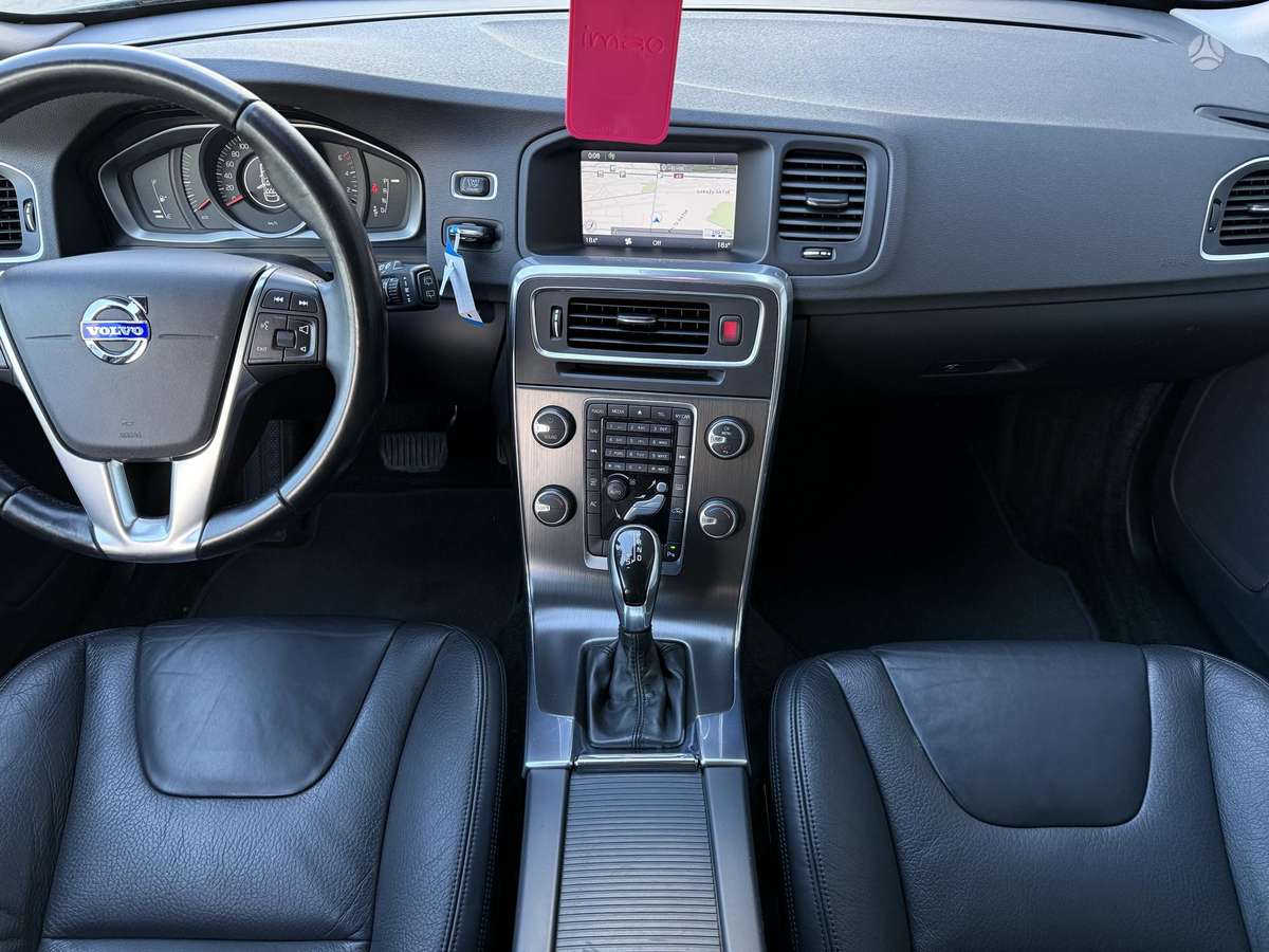 Volvo V60, 2.4 l., wagon