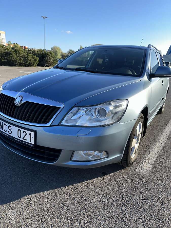 Škoda Octavia - 2