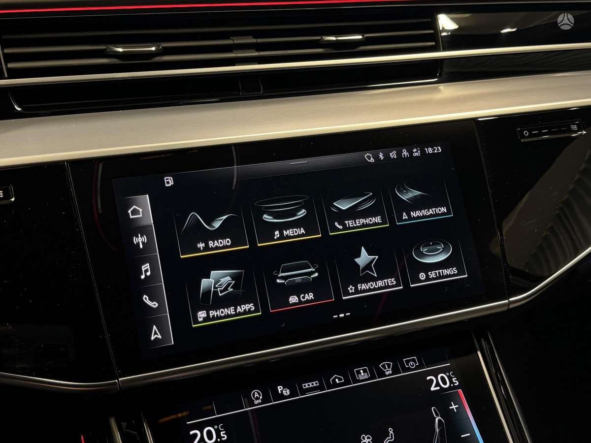 Audi S8, 4.0 l., sedanas