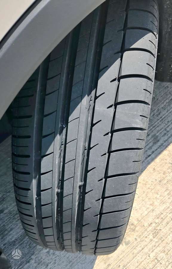Volkswagen, light alloy, R21