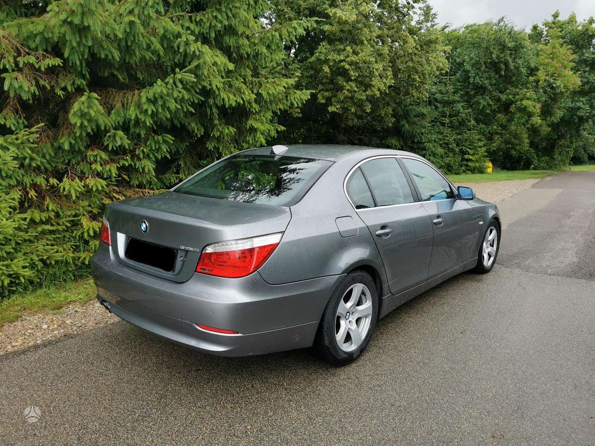 BMW 525, 3.0 l., Седан