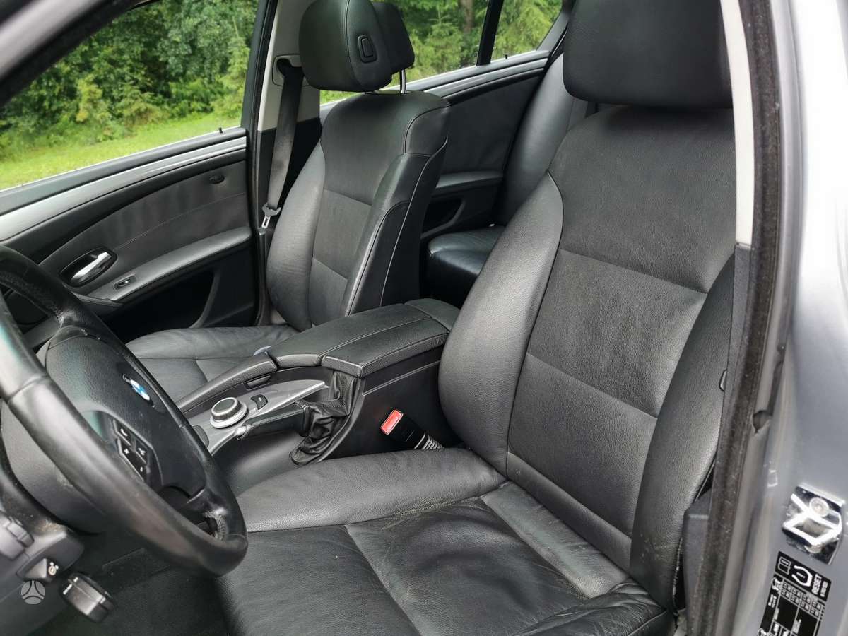 BMW 525, 3.0 l., Седан