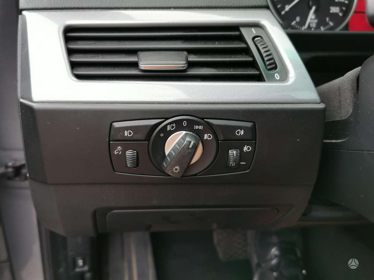 BMW 525, 3.0 l., Седан