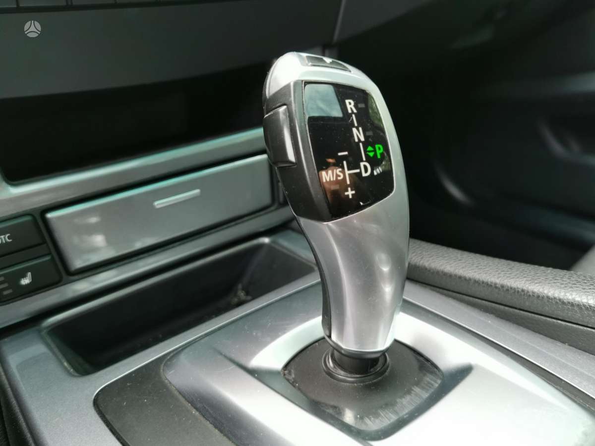 BMW 525, 3.0 l., Седан