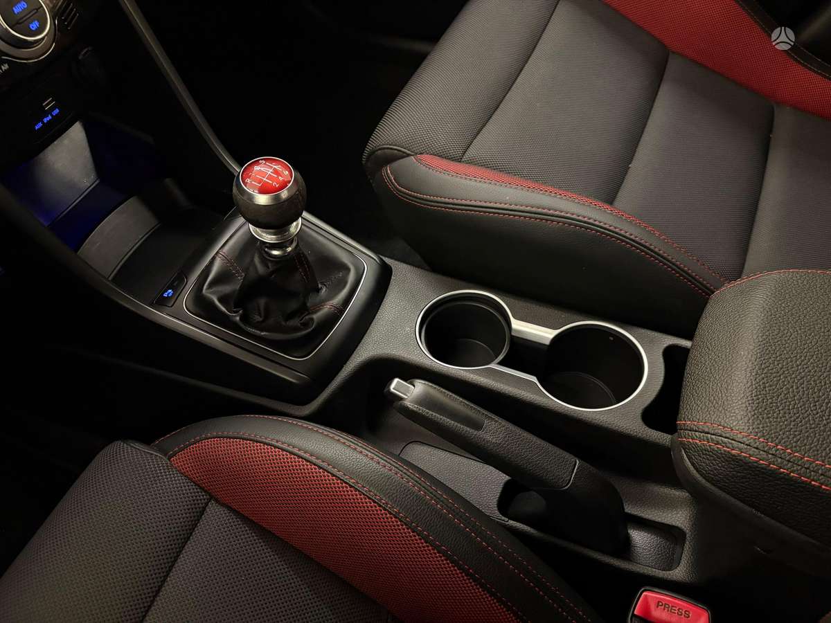 Hyundai i30, 1.6 l., Хэтчбек