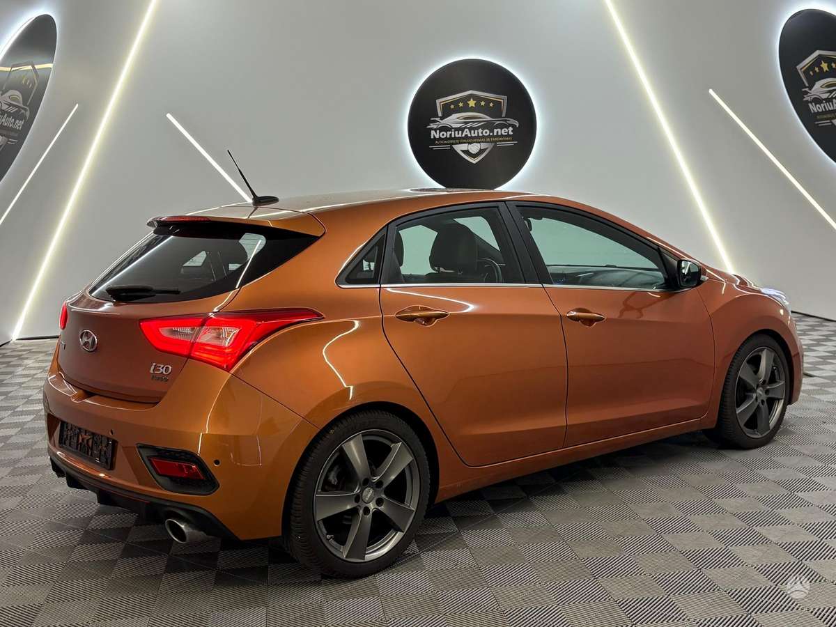 Hyundai i30, 1.6 l., Хэтчбек