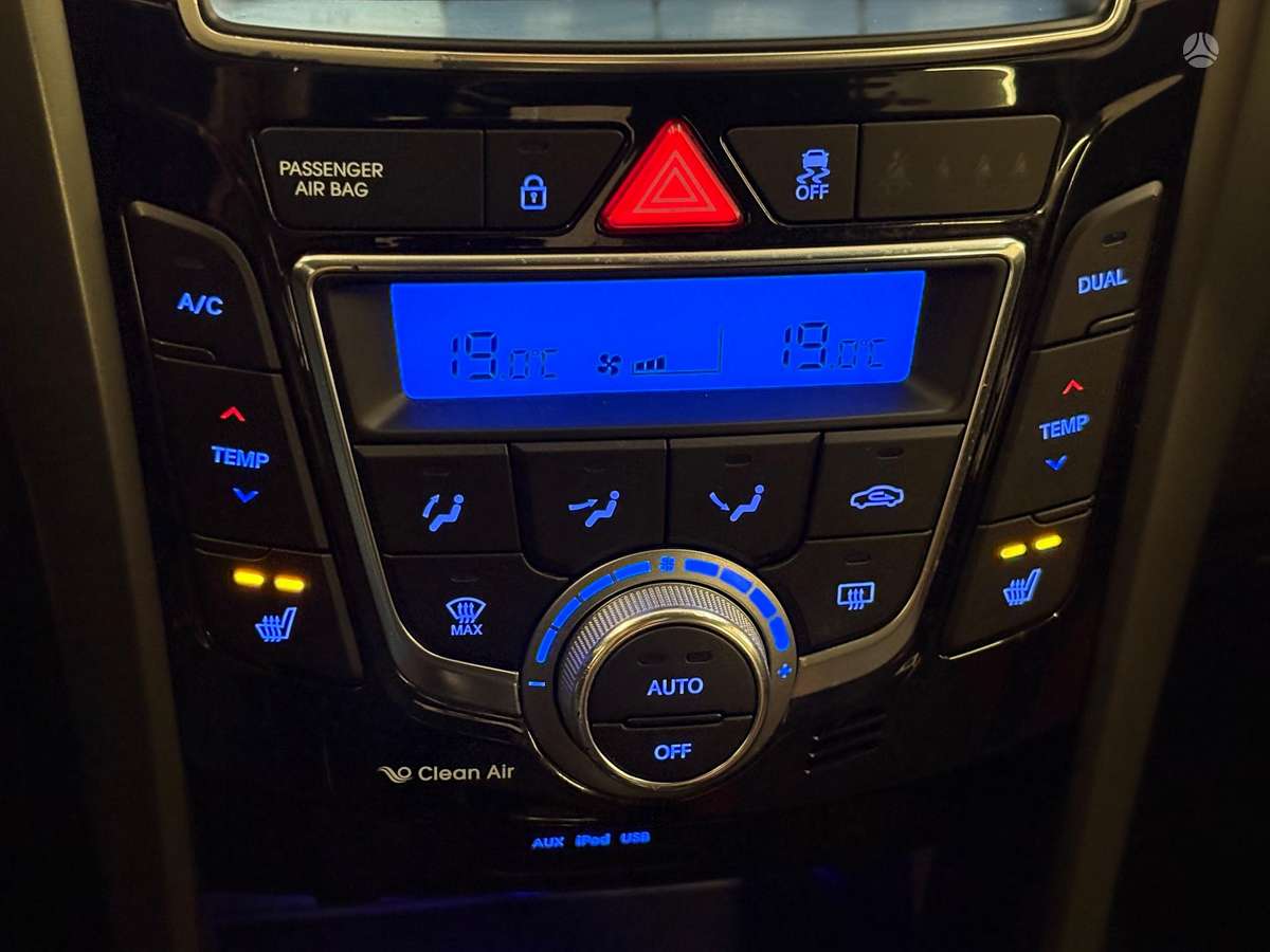 Hyundai i30, 1.6 l., Хэтчбек