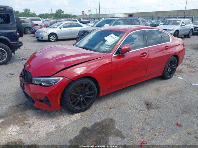 BMW 330, 2.0 l., Седан