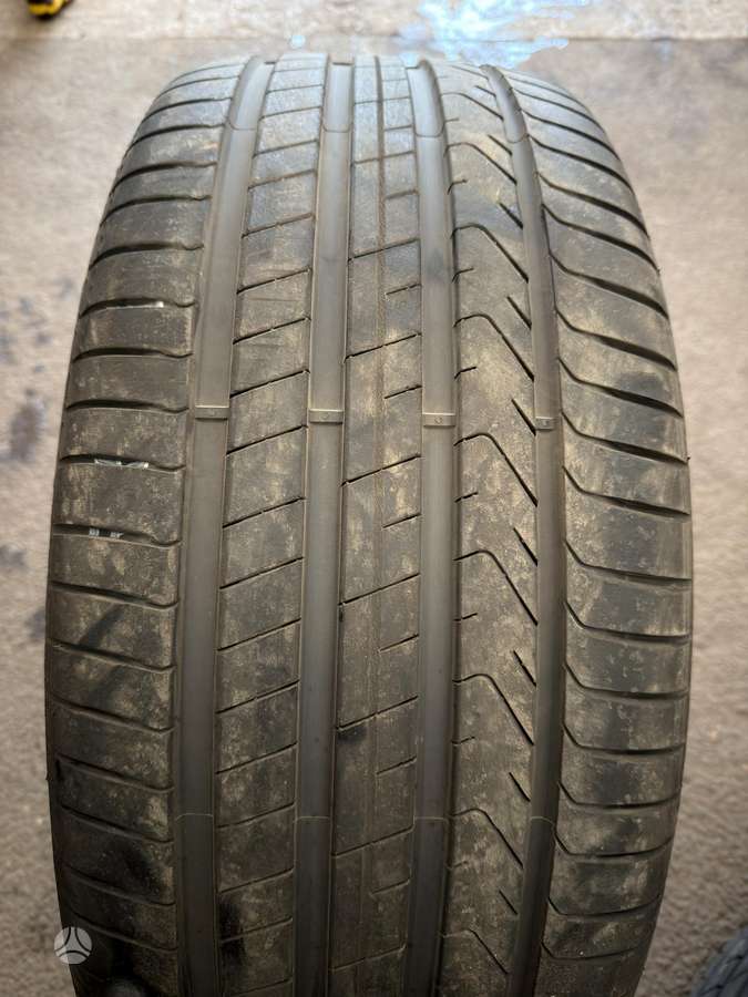 Pirelli Scorpion, летние 275/40 R22