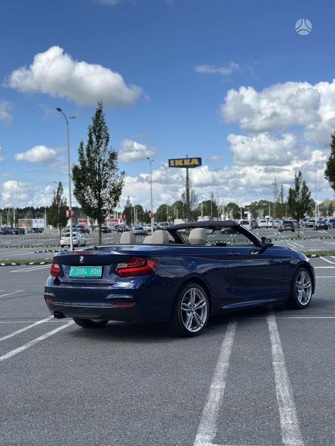 BMW 228, 2.0 l., convertible