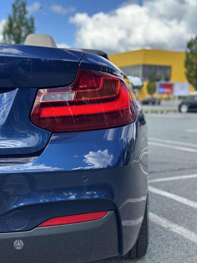 BMW 228, 2.0 l., convertible