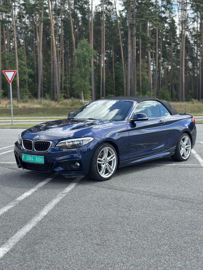 BMW 228, 2.0 l., Кабриолет