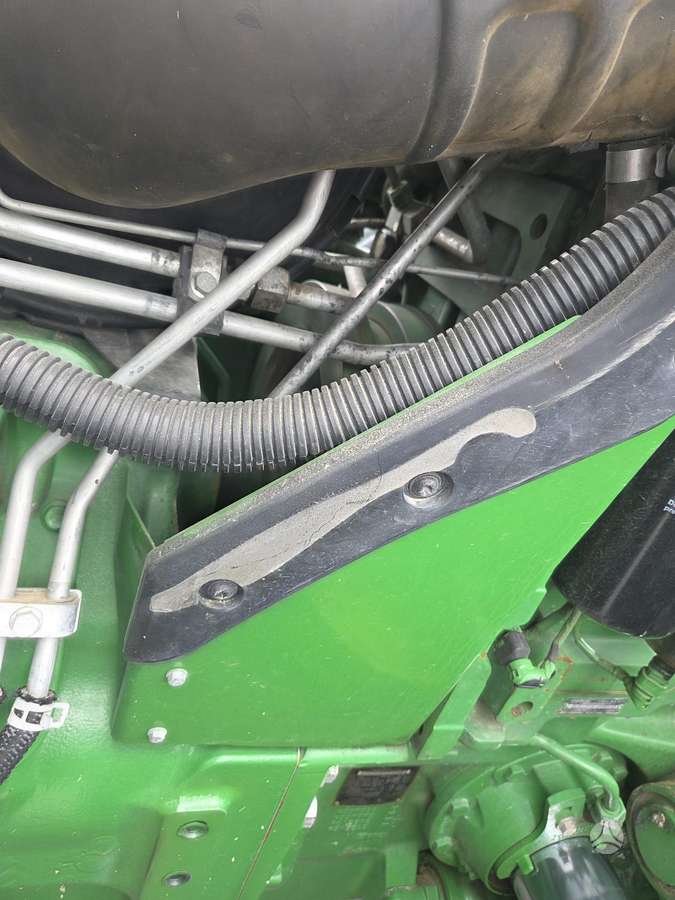 John Deere 8400 R, тракторы