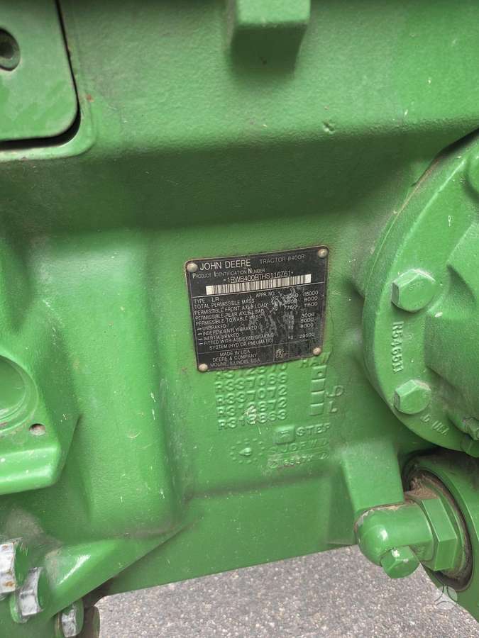 John Deere 8400 R, tractors