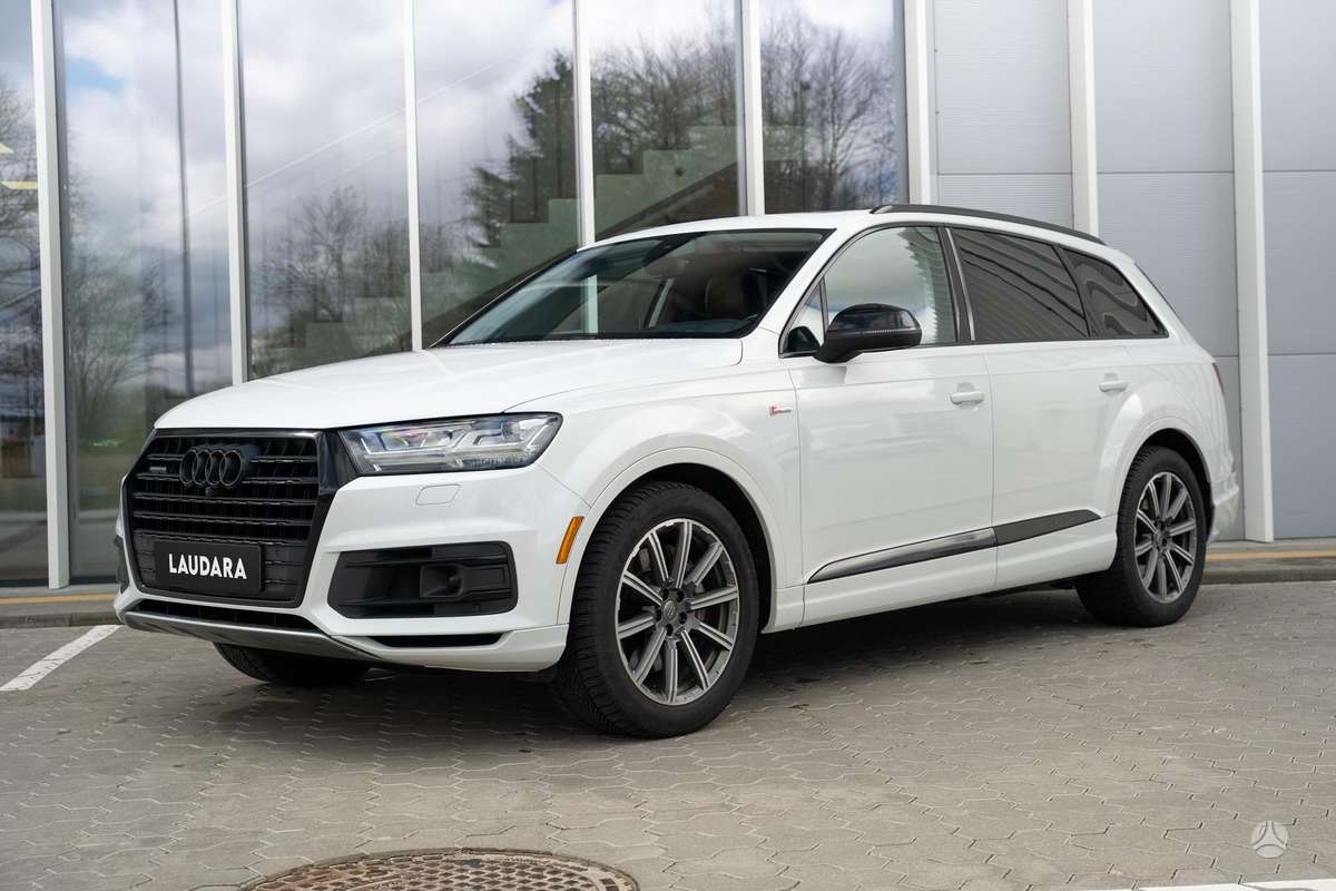 Audi Q7, 3.0 l., off-road / crossover