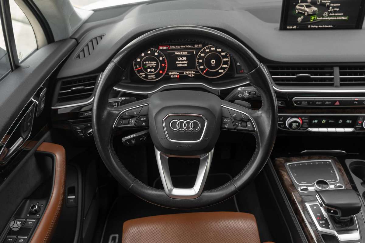 Audi Q7, 3.0 l., off-road / crossover