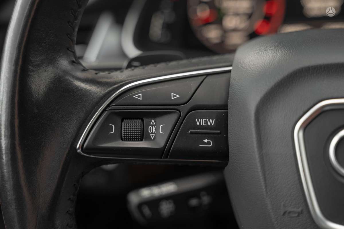 Audi Q7, 3.0 l., off-road / crossover