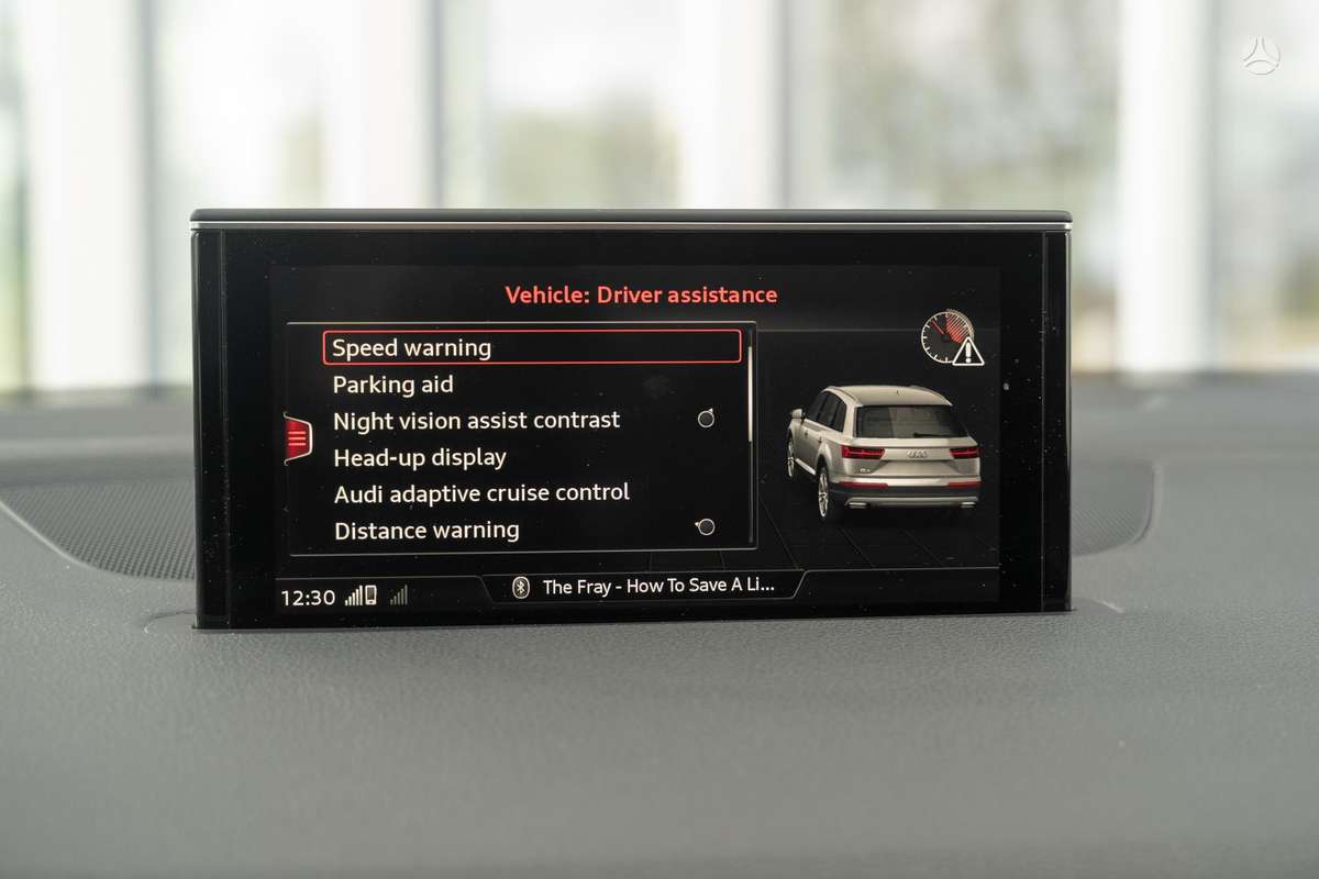 Audi Q7, 3.0 l., off-road / crossover