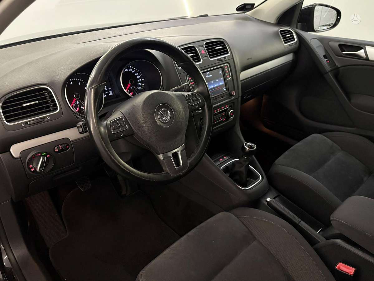 Volkswagen Golf, 1.4 l., Хэтчбек