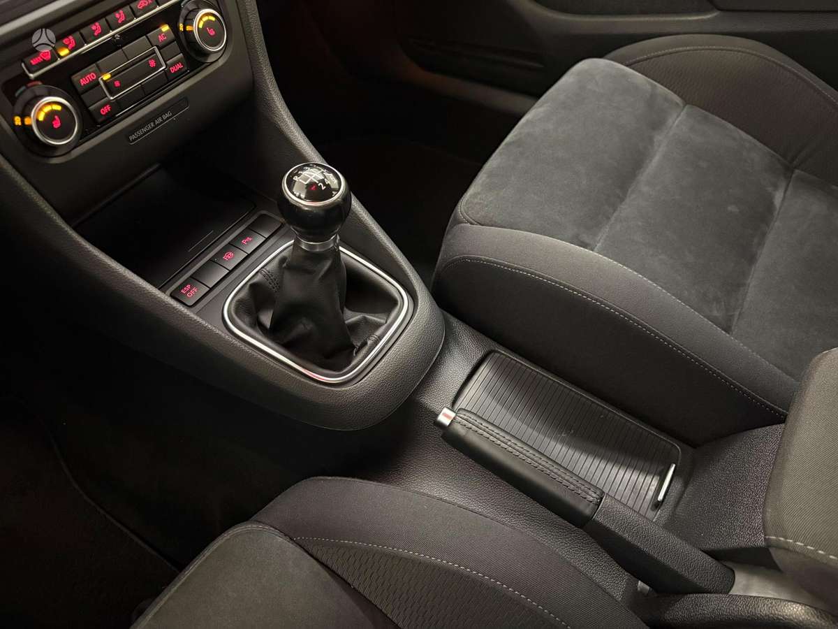 Volkswagen Golf, 1.4 l., Хэтчбек