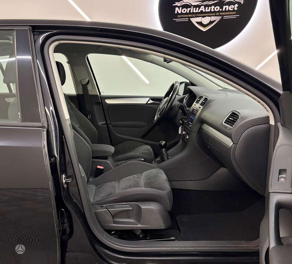 Volkswagen Golf, 1.4 l., Хэтчбек