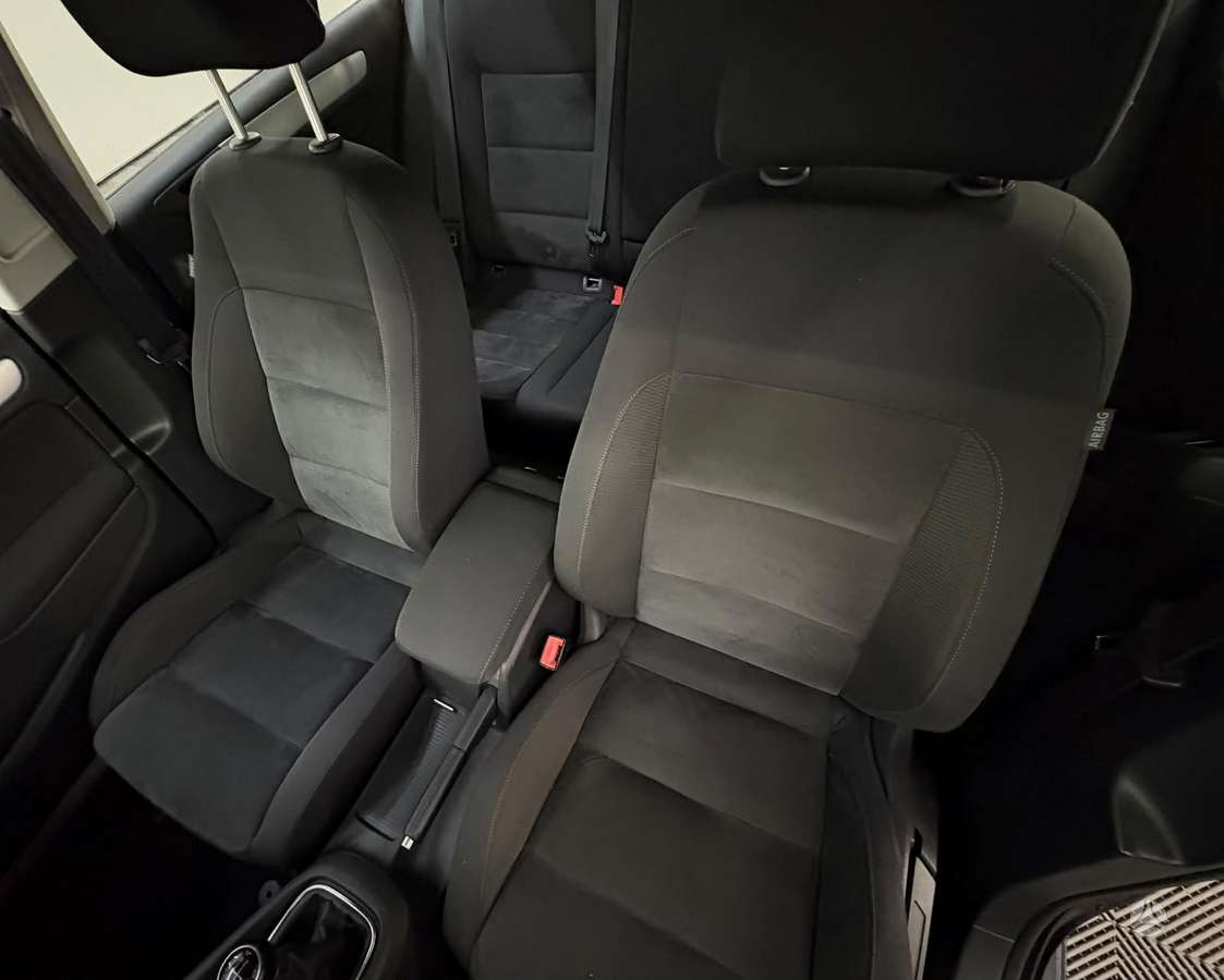 Volkswagen Golf, 1.4 l., Хэтчбек
