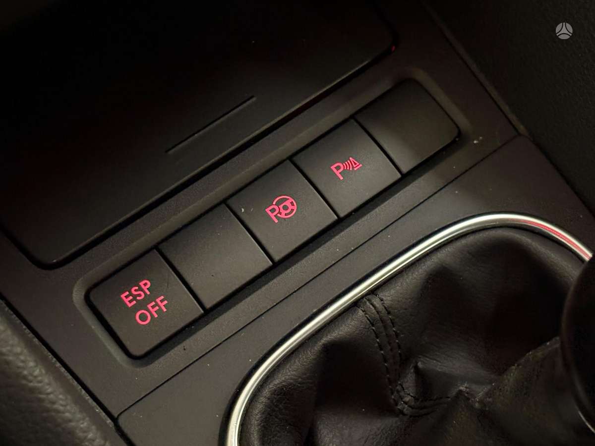 Volkswagen Golf, 1.4 l., Хэтчбек