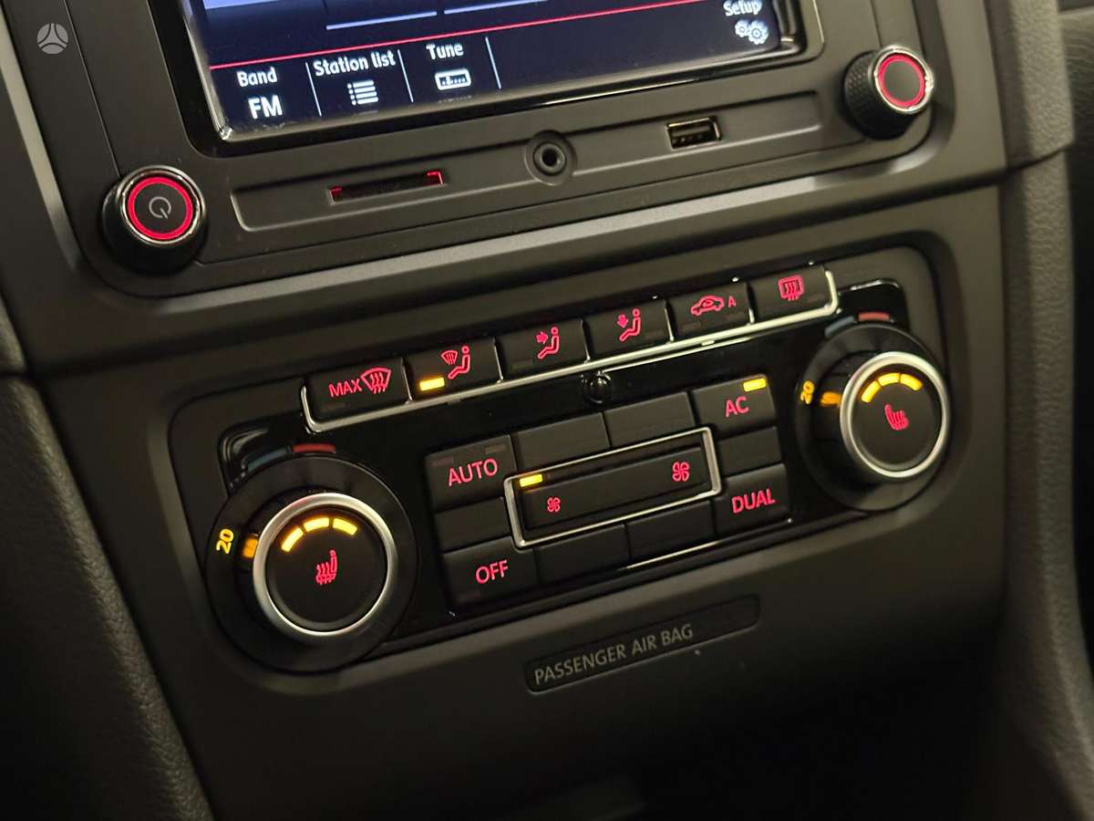 Volkswagen Golf, 1.4 l., Хэтчбек