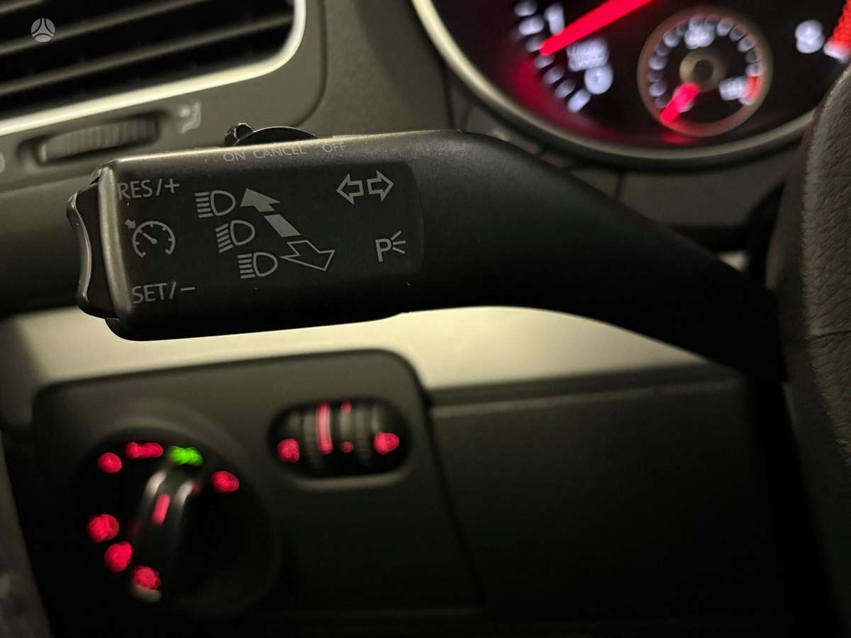 Volkswagen Golf, 1.4 l., Хэтчбек