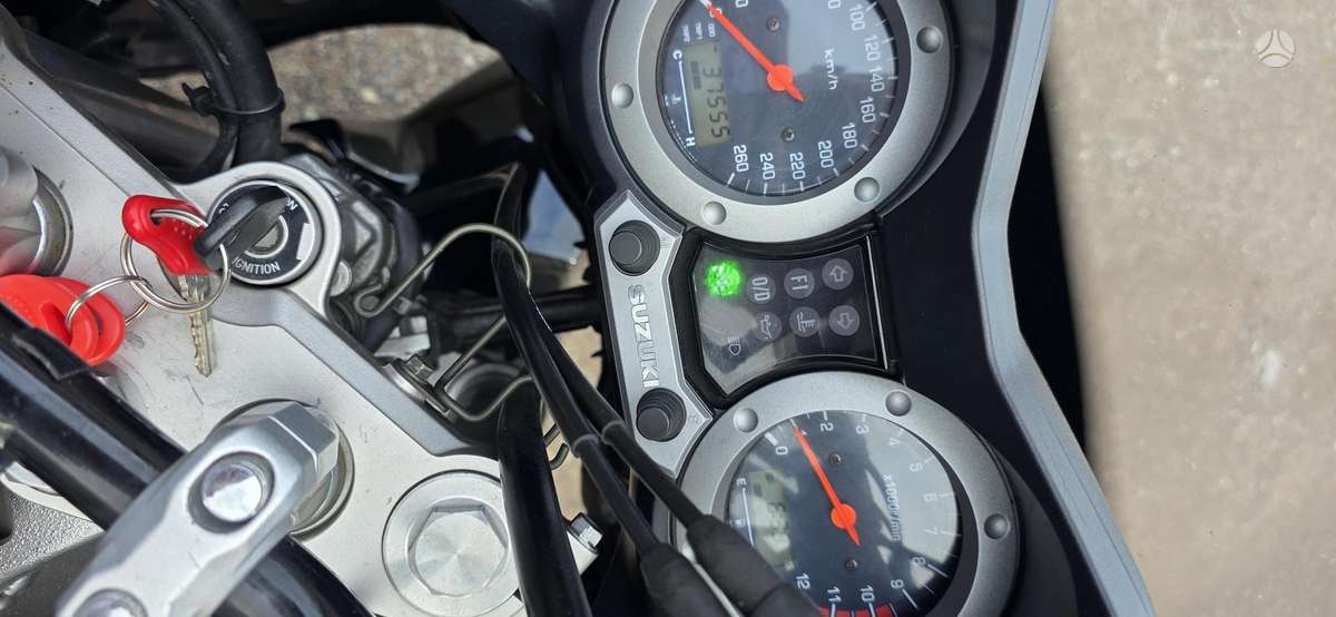 Suzuki DL (V-Strom) 1000cc, эндуро / adventure