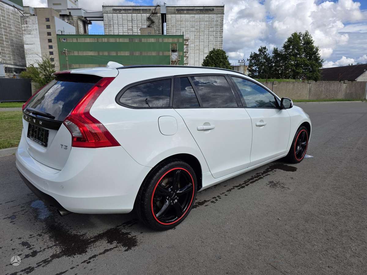 Volvo V60, 1.6 l., Универсал