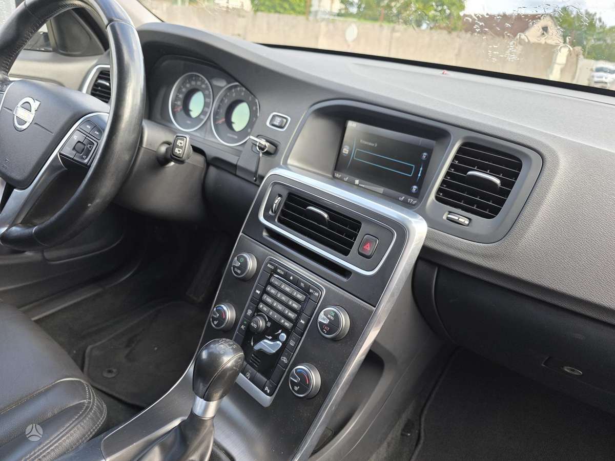 Volvo V60, 1.6 l., Универсал