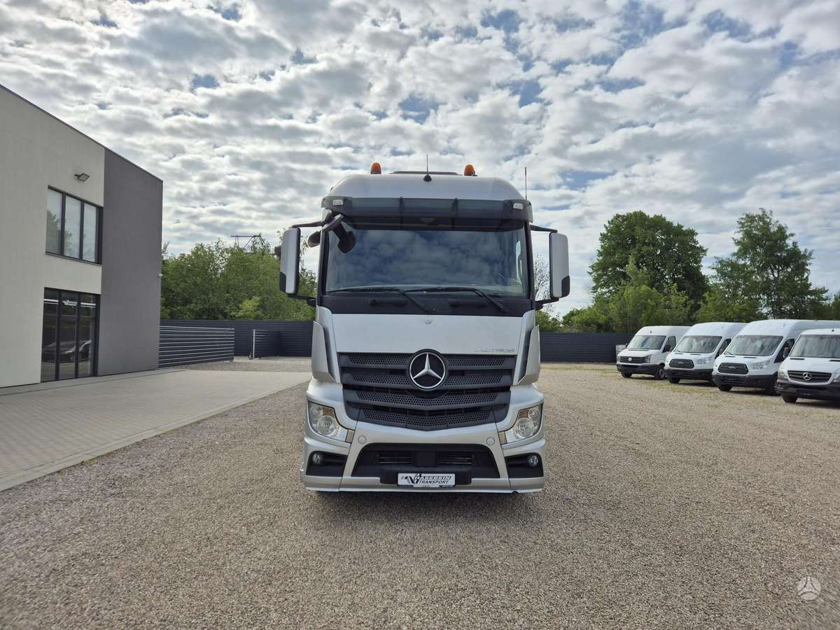 Mercedes-Benz Actros 1840, самосвалы