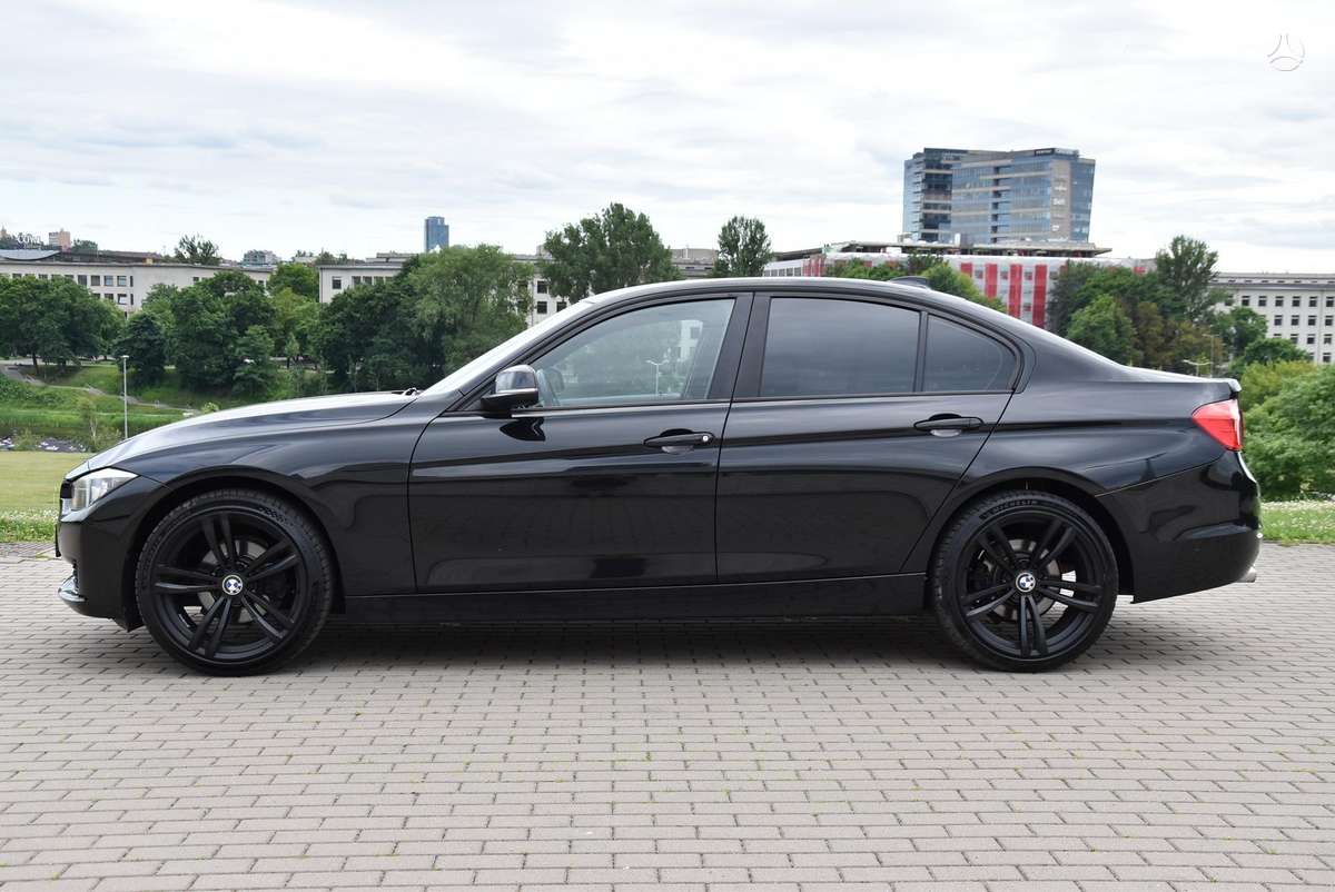 BMW 320, 2.0 l., Седан