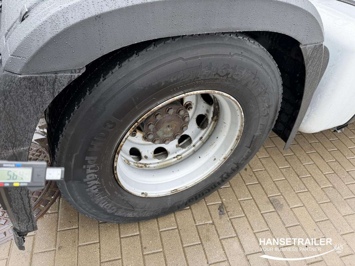 Mercedes-Benz Actros 1845, double sleeper