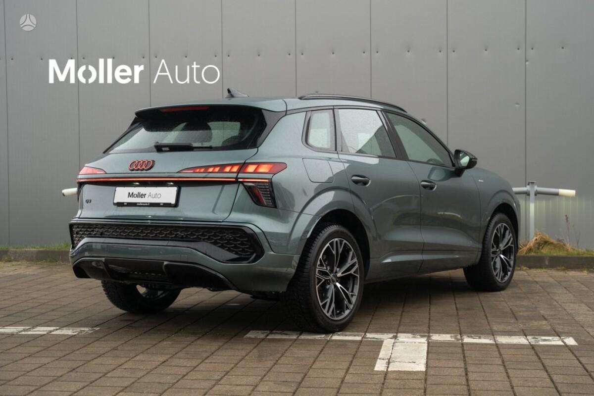 Audi Q3, 1.5 l., off-road / crossover