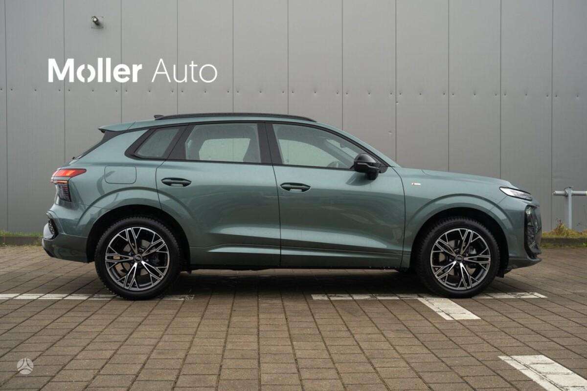 Audi Q3, 1.5 l., off-road / crossover