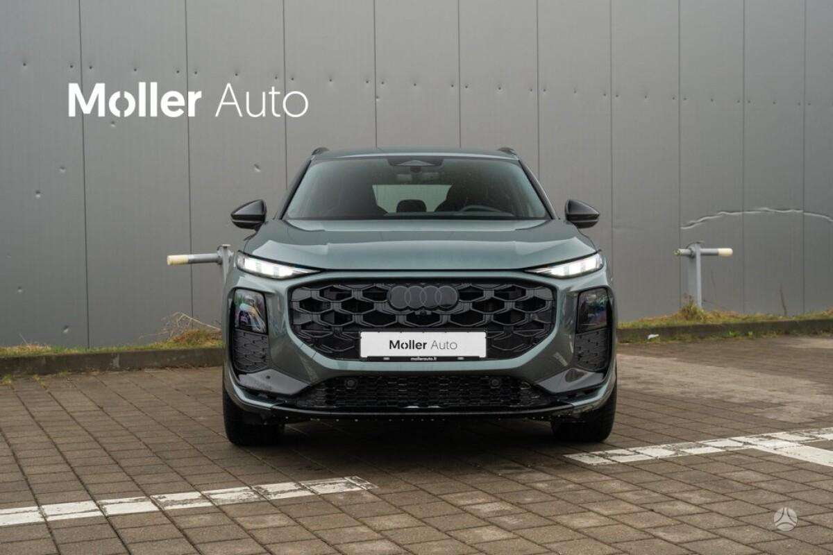 Audi Q3, 1.5 l., off-road / crossover