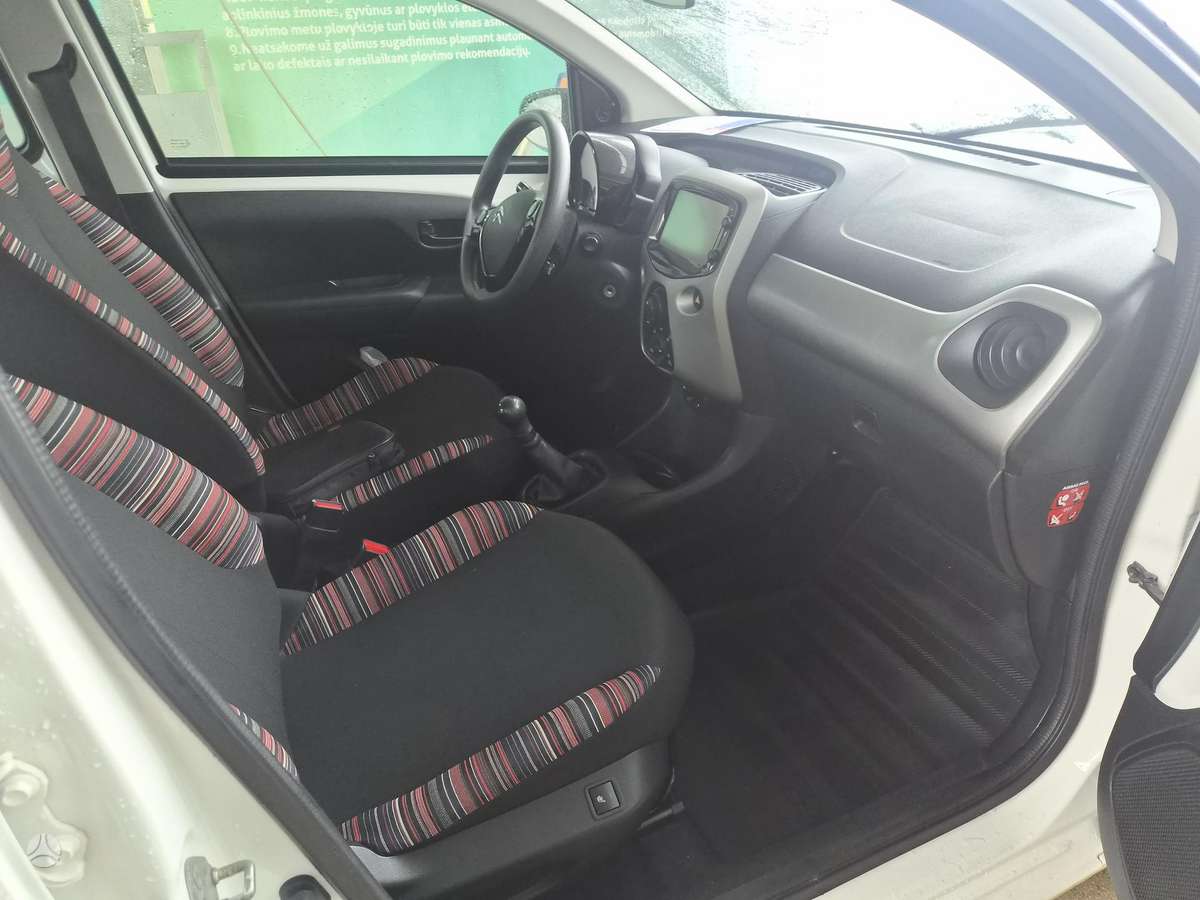 Citroen C1, 1.2 l., Хэтчбек
