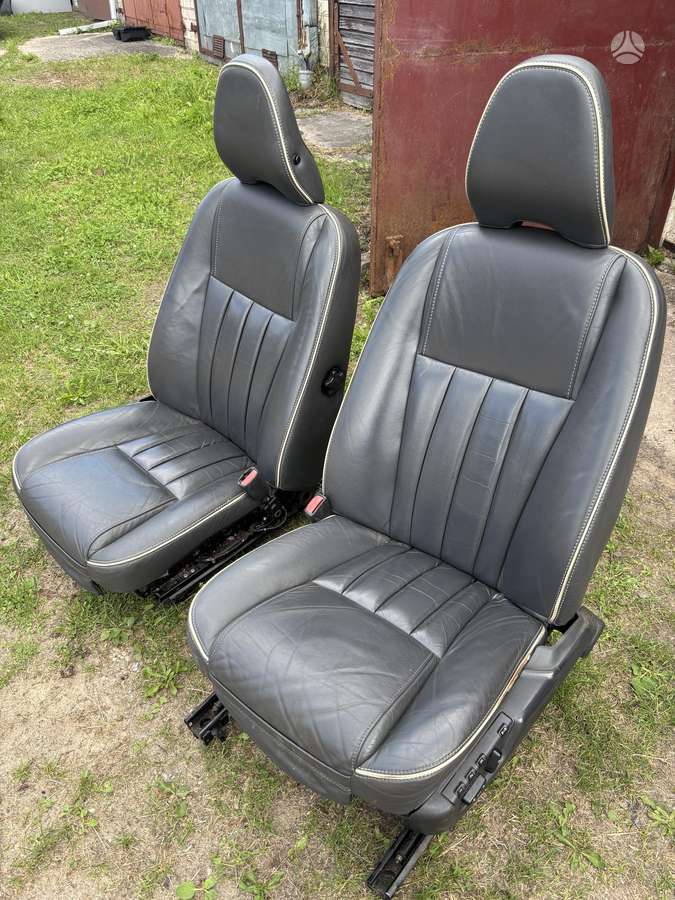 Volvo XC90 dalimis