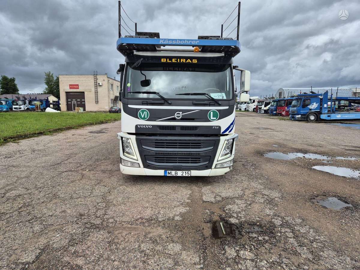 Volvo +KASSBOHRER 2007, auto vedēji