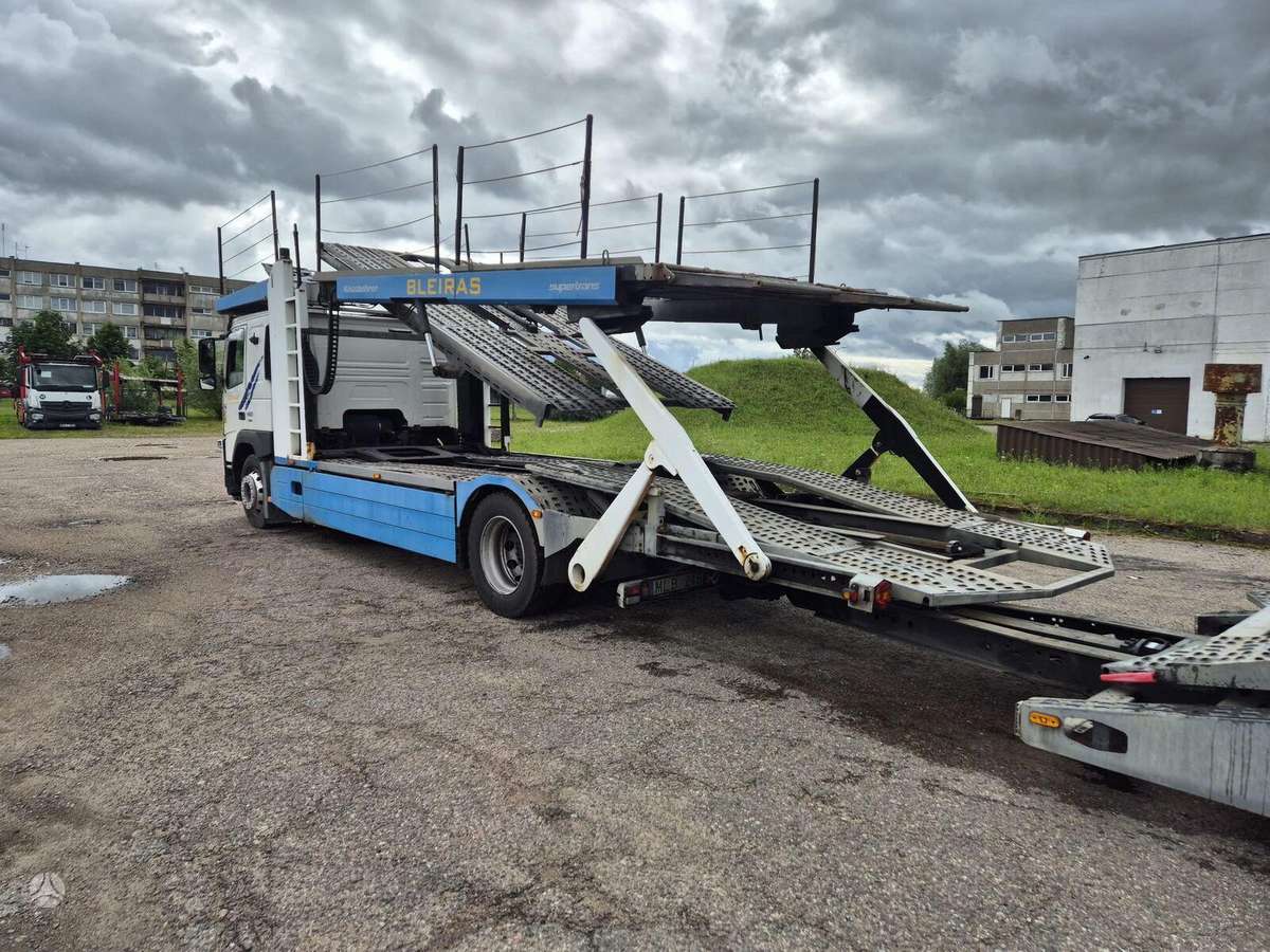 Volvo +KASSBOHRER 2007, auto vedēji