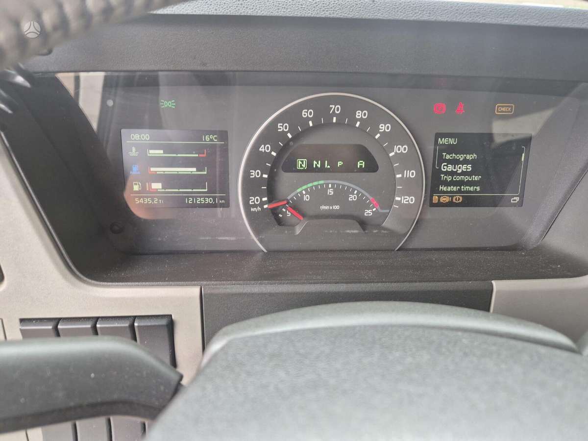 Volvo +KASSBOHRER 2007, auto vedēji