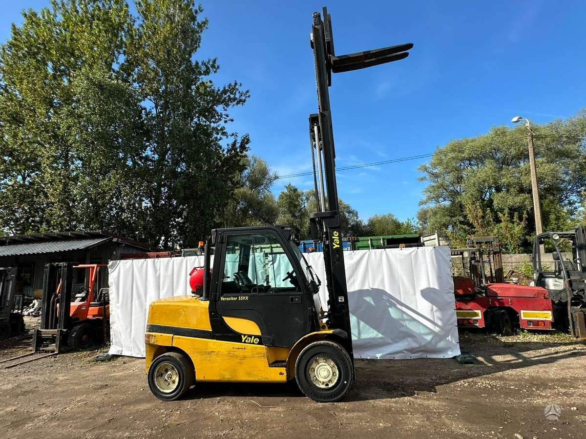 Yale GLP55VX, šakiniai krautuvai