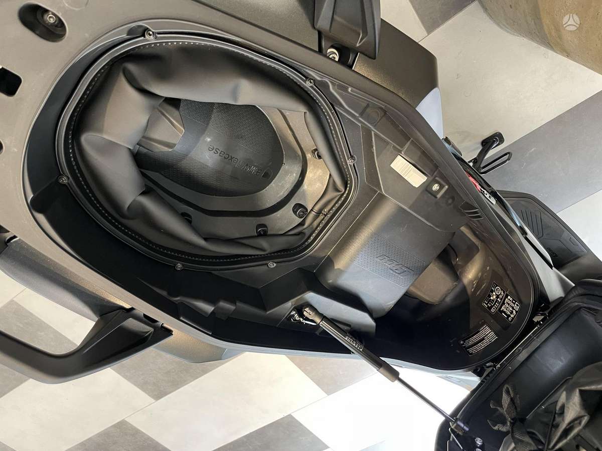 BMW C 400 X 400cc, scooters / mopeds